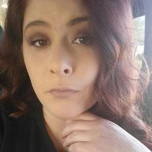 Meet your Posher, Tia